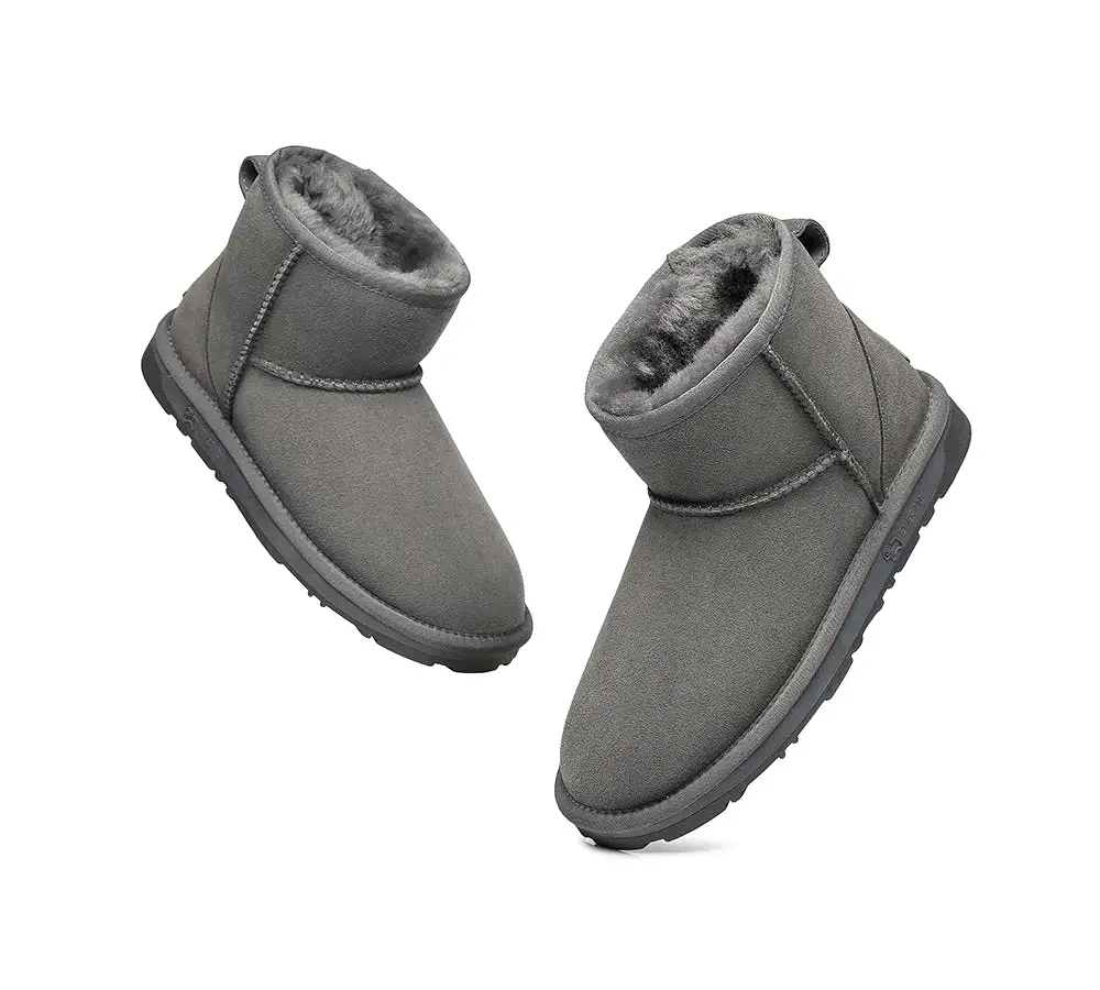 EVERAU Mini Classic Sheepskin Boots