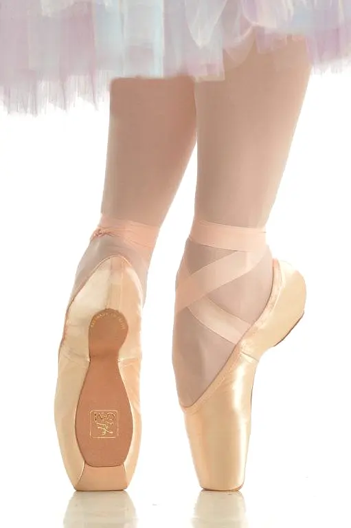 Gaynor Minden Europa Pointe shoes - USA Factory CL-6.5M3FDH