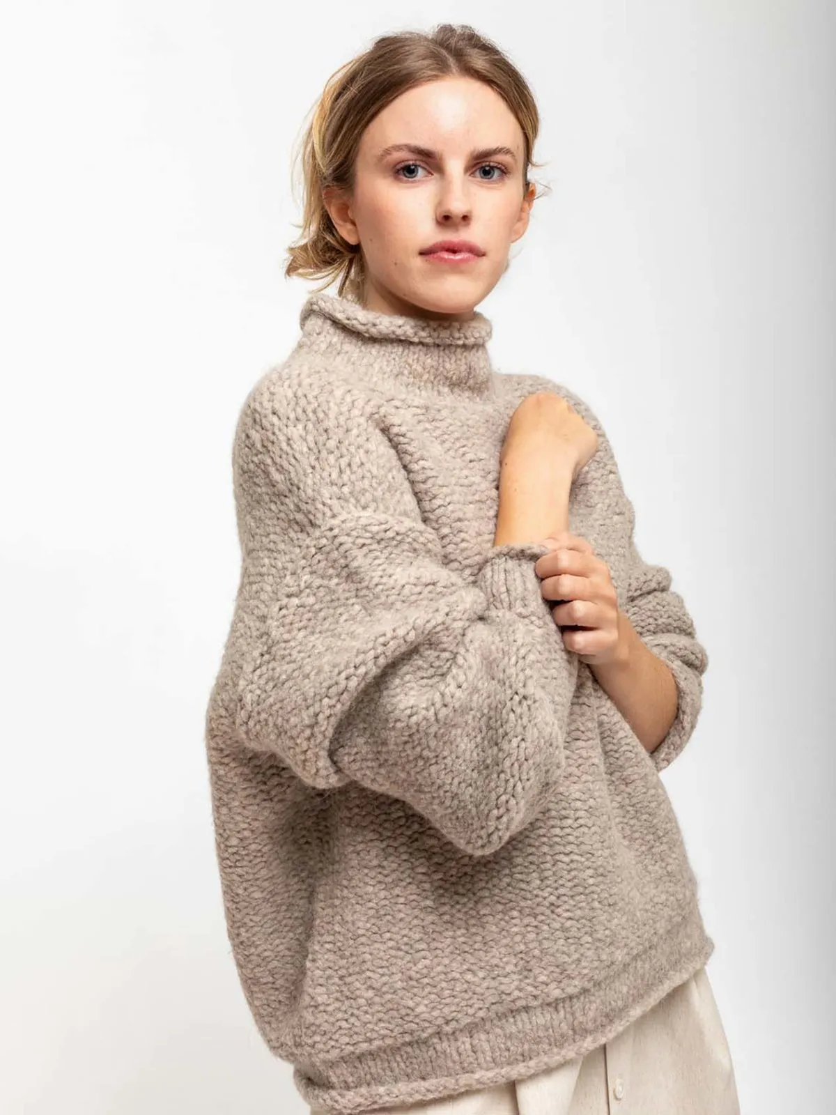 Handknit Purl Rollneck Sweater - Dust