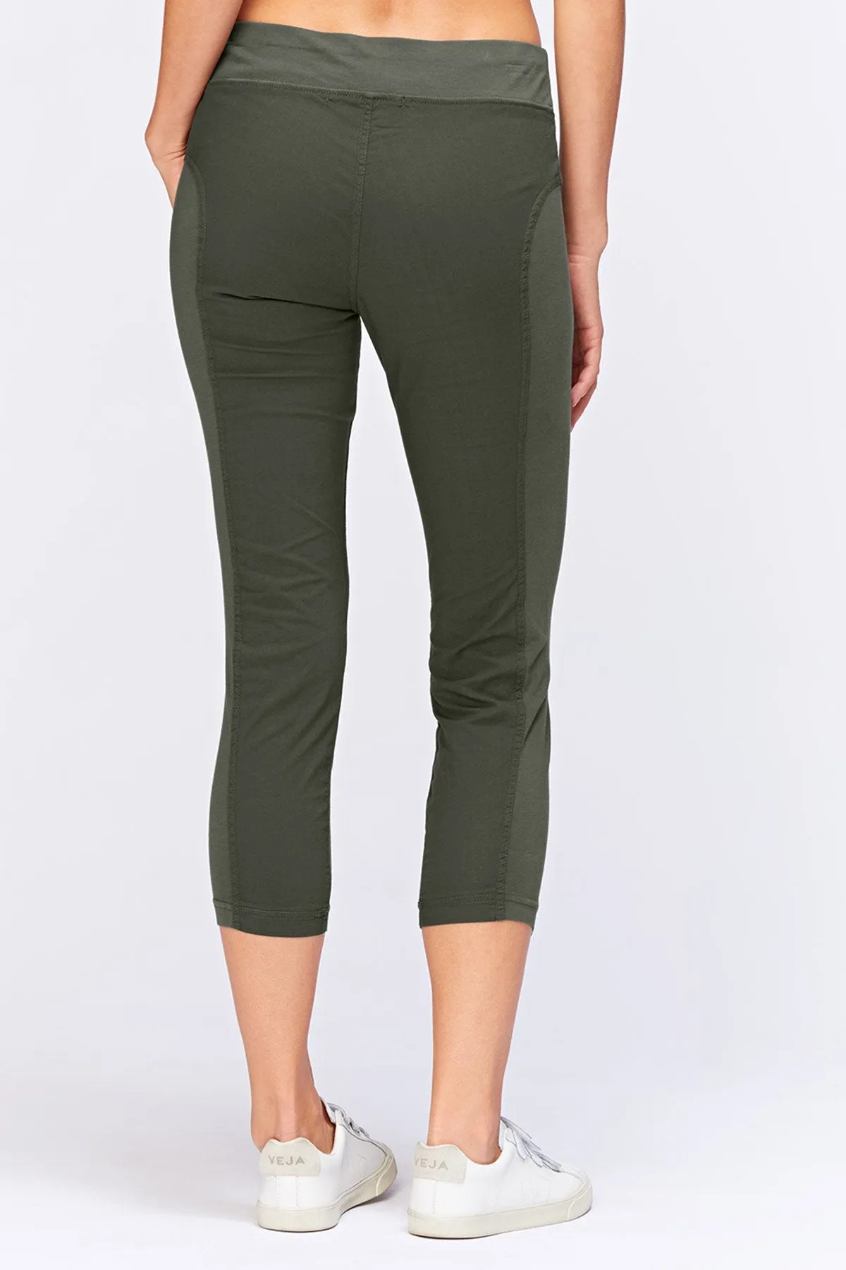 Jetter Crop Legging