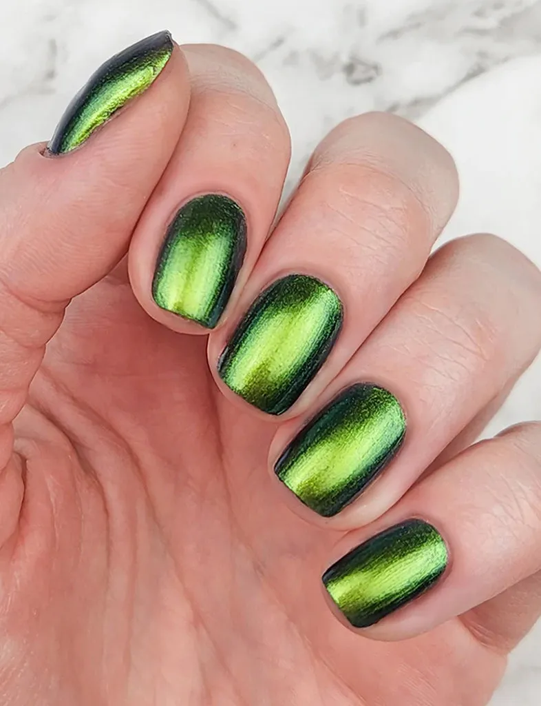 THE BEAST NAIL POLISH *MEGA CHROME*